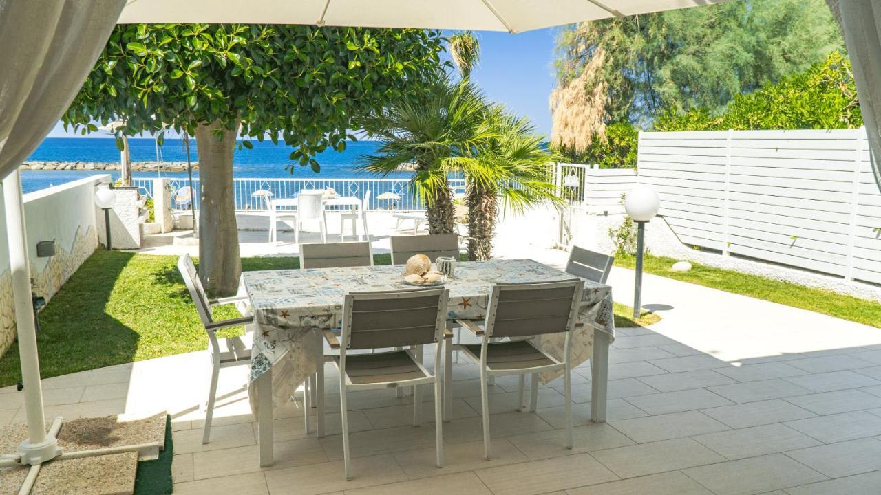 Villa Di Lusso Sul Mare A Diamante - Villa Ventre 贝尔韦代雷 外观 照片